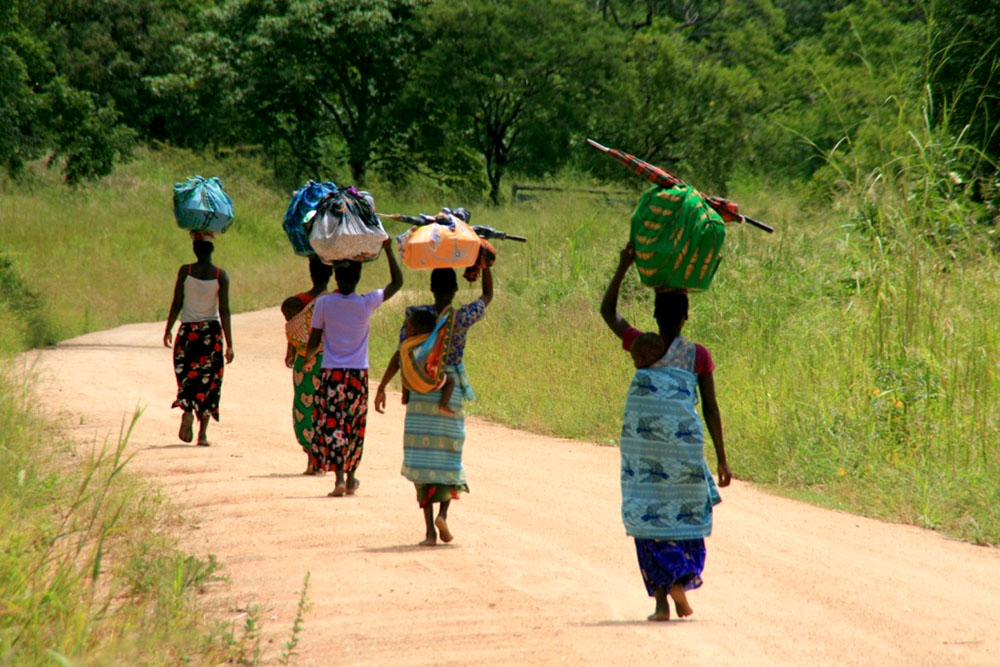 Місцеві жительки
